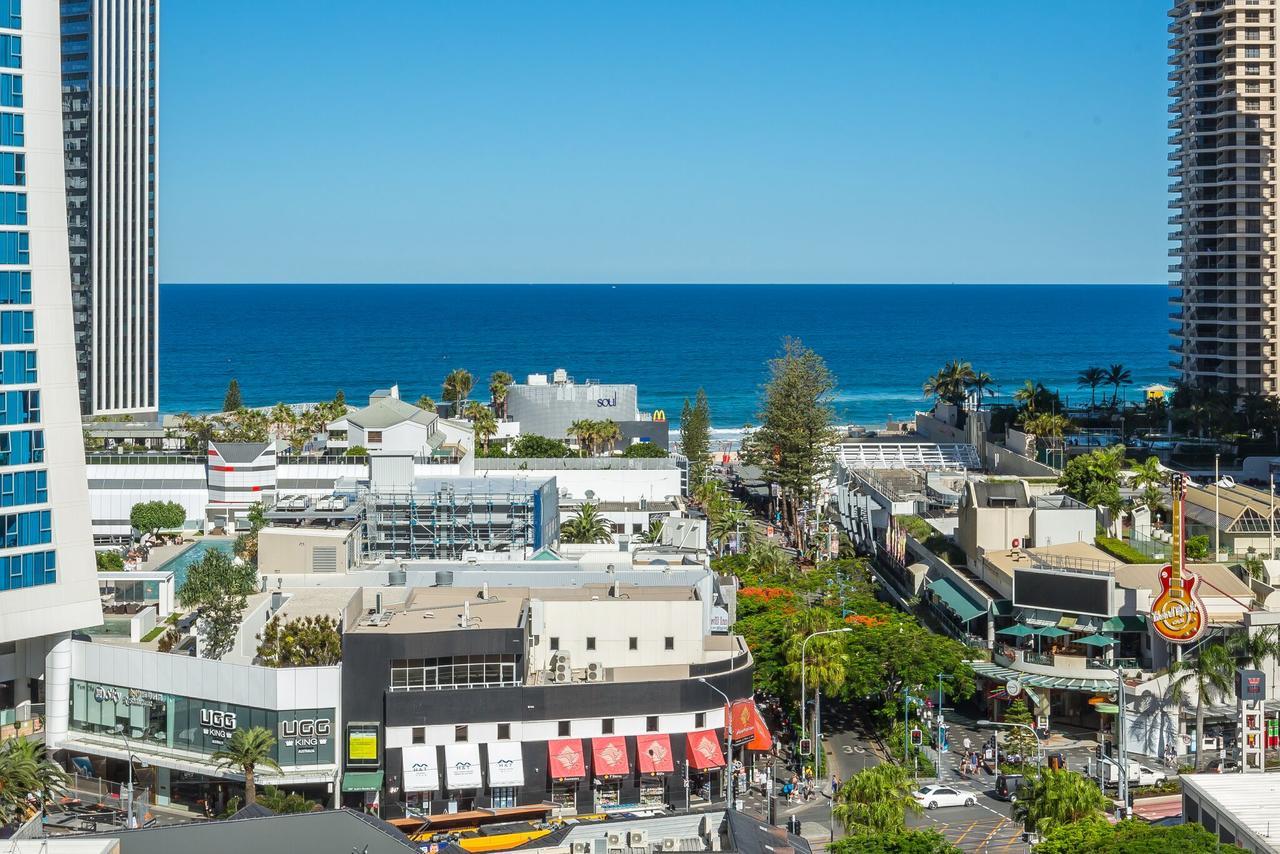 Circle On Cavill, Apartments And Sub Penthouses - We Accommodate Gold Coast Exterior photo