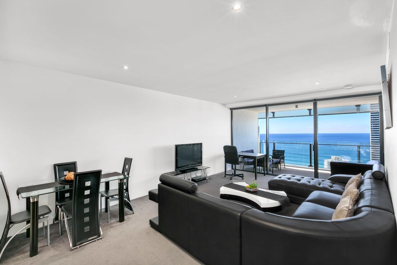 Circle On Cavill, Apartments And Sub Penthouses - We Accommodate Gold Coast Exterior photo