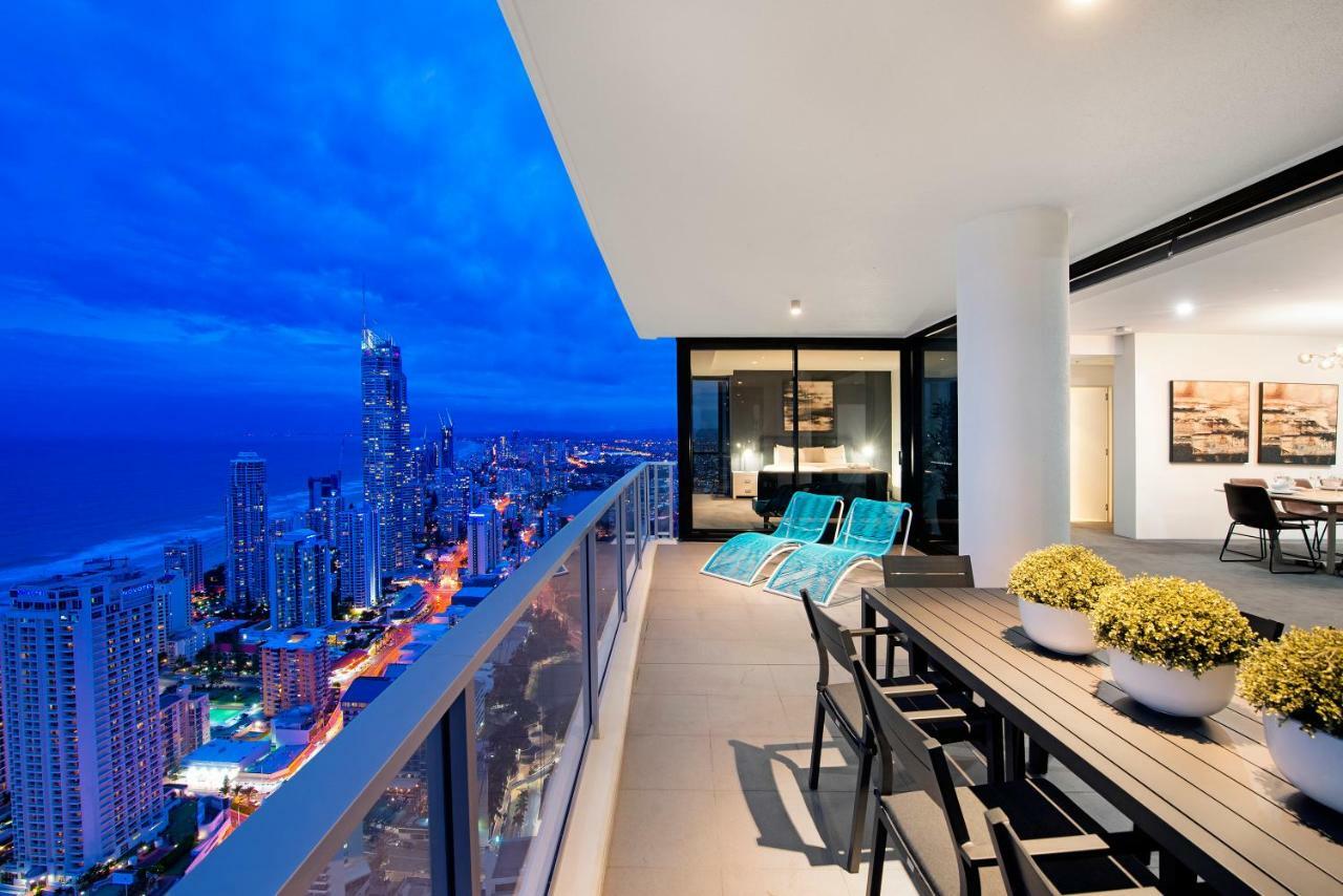 Circle On Cavill, Apartments And Sub Penthouses - We Accommodate Gold Coast Exterior photo