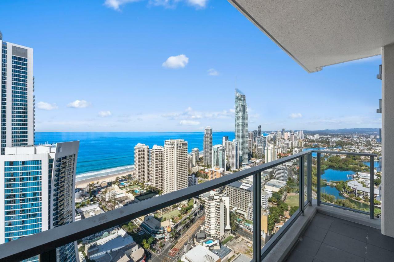 Circle On Cavill, Apartments And Sub Penthouses - We Accommodate Gold Coast Exterior photo