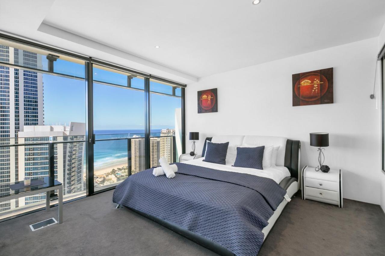 Circle On Cavill, Apartments And Sub Penthouses - We Accommodate Gold Coast Exterior photo