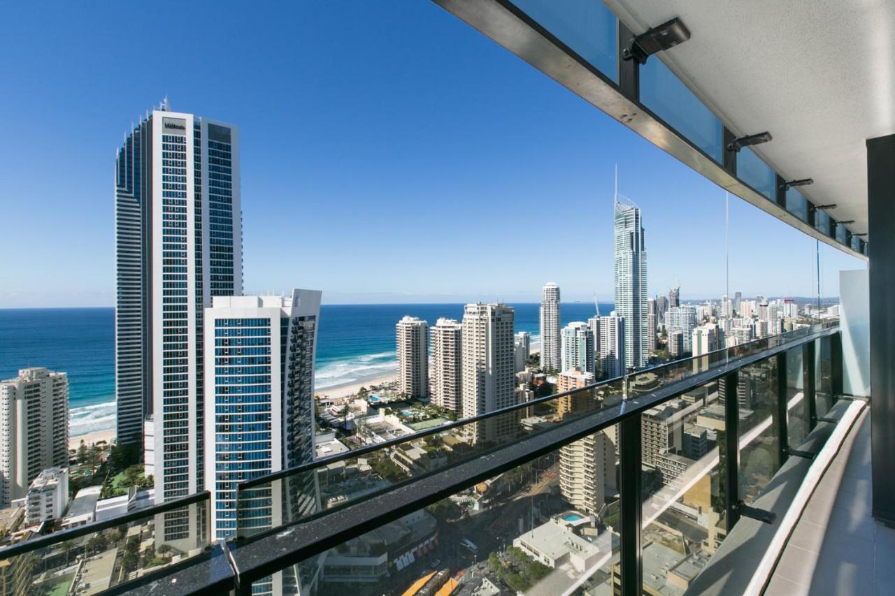 Circle On Cavill, Apartments And Sub Penthouses - We Accommodate Gold Coast Exterior photo